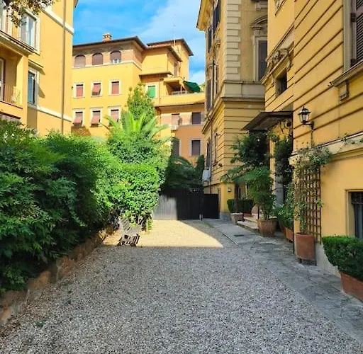 Apartment Dependance In Private Garden Id29923